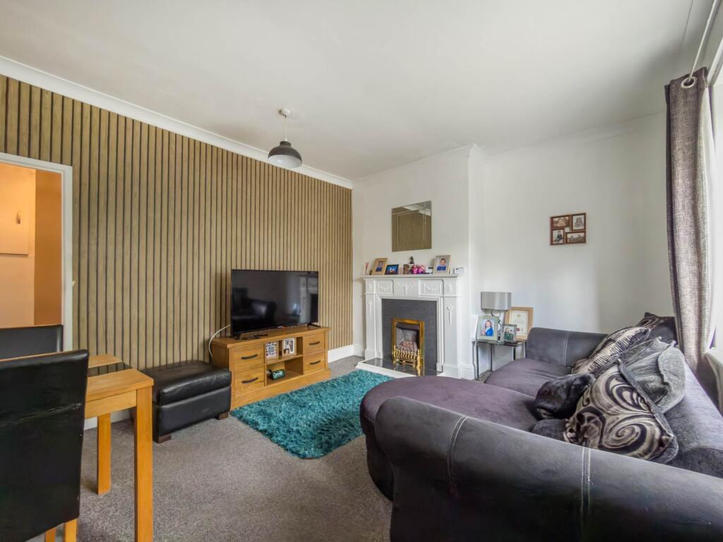 House in Kirklees, West Yorkshire - More