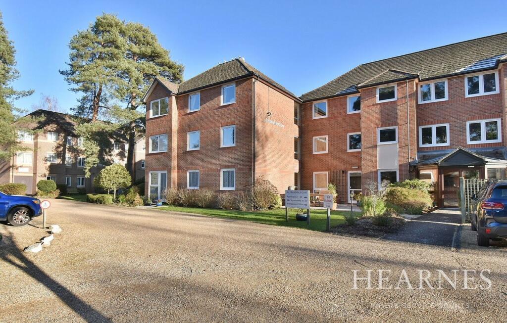 Main image of property: Glenmoor Road, West Parley, Ferndown, BH22
