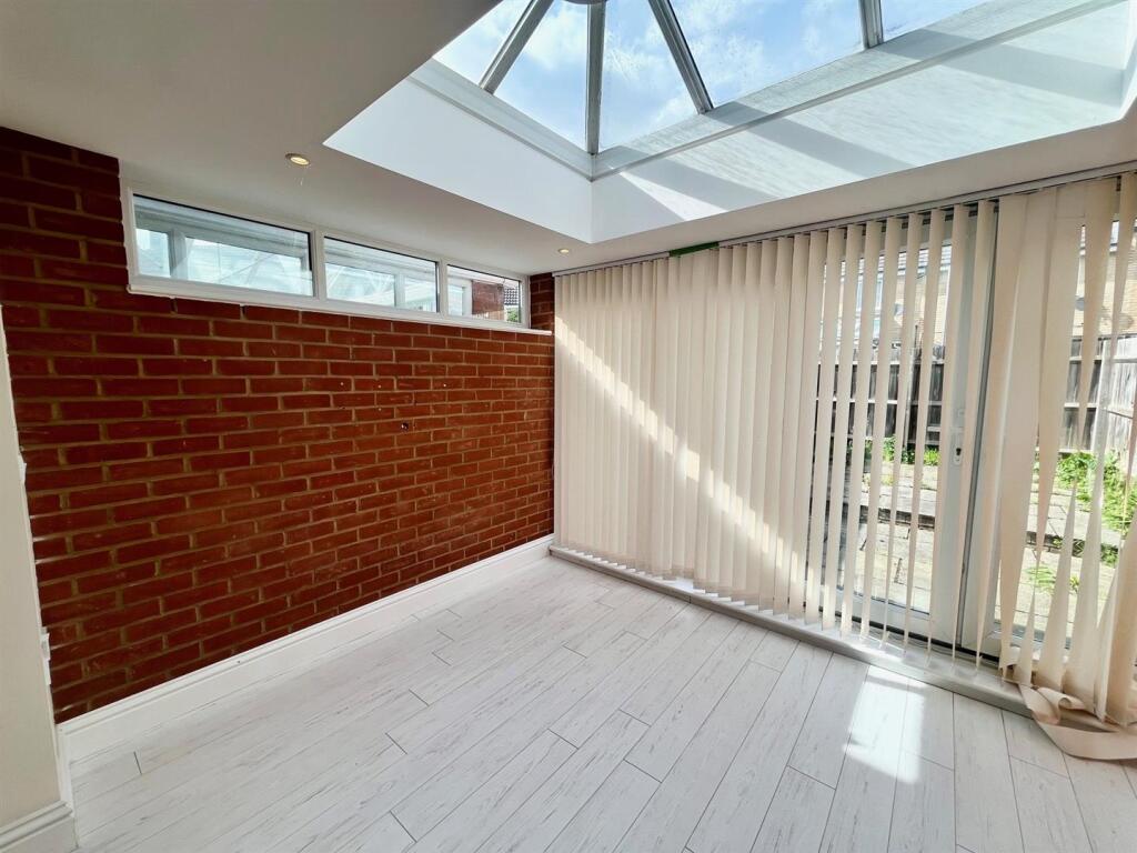 House in Stevenage, Hertfordshire - View 4