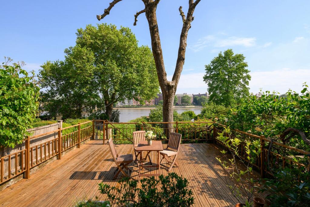 Main image of property: Deodar Road, Putney, SW15