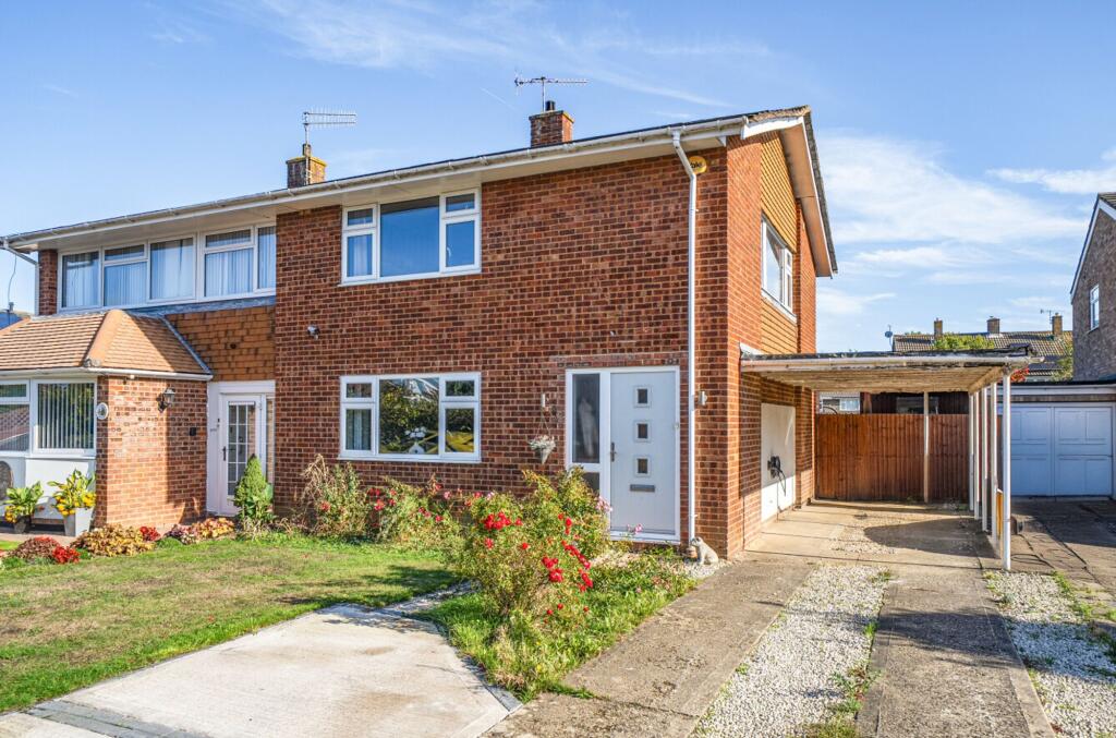 3-bed semi-detached on Elgar Close, Tonbridge, TN10, £450,000