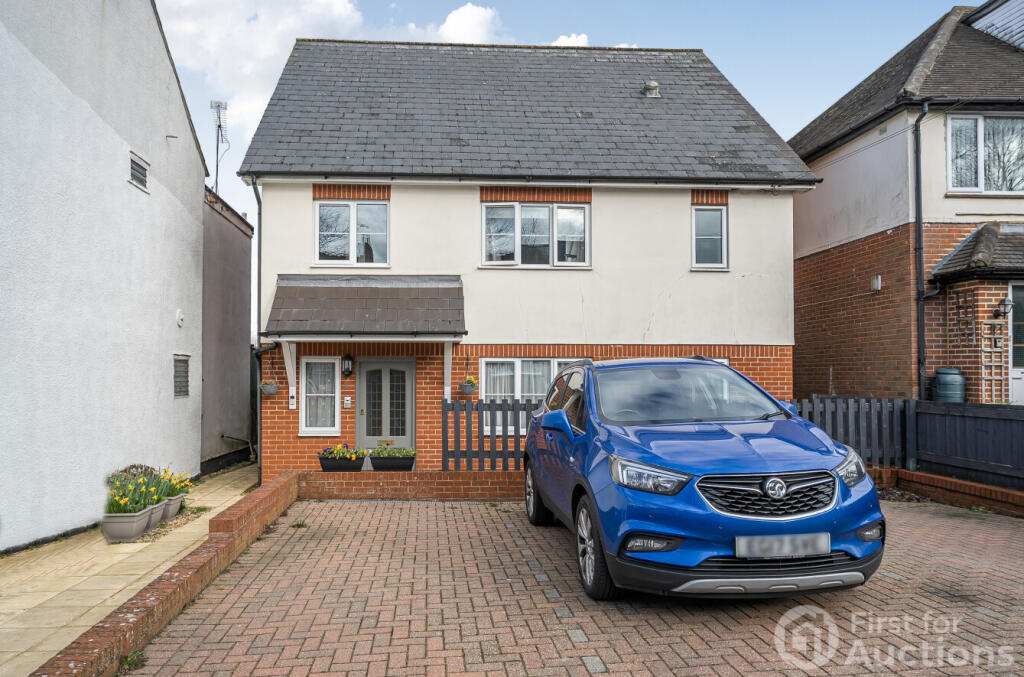 Main image of property: Aragon House, 21 Yeovil Road, Farnborough