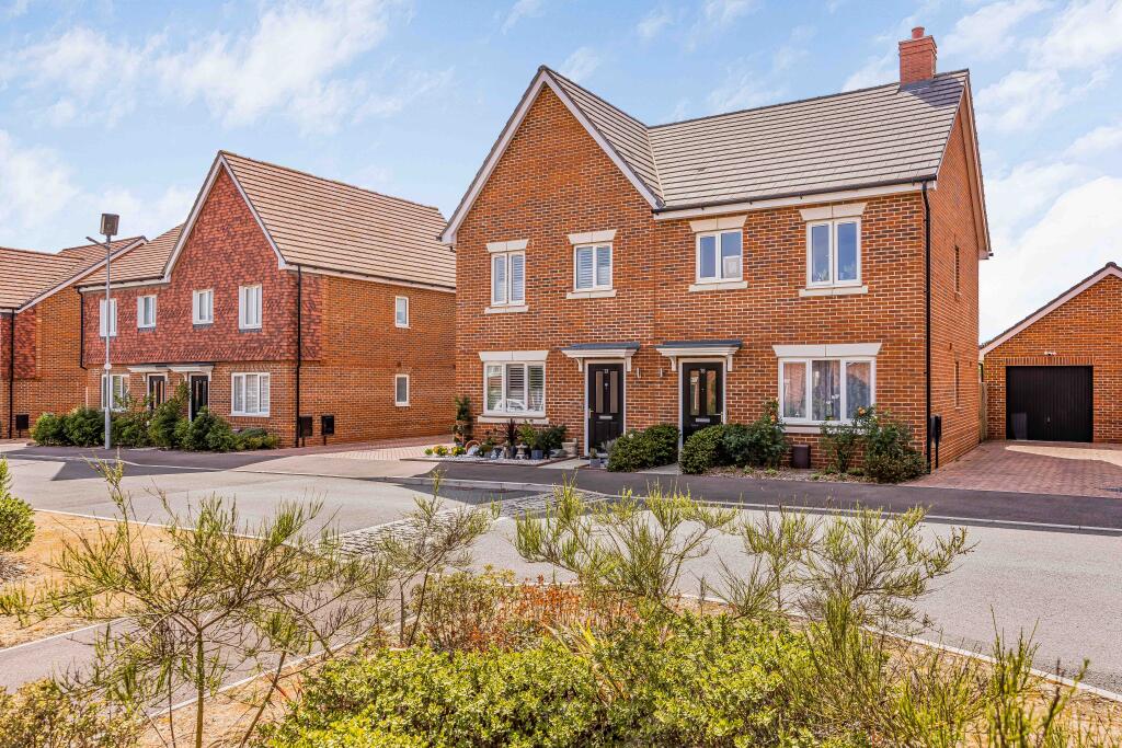 Main image of property: Harris Road, West Broyle, Chichester, West Sussex