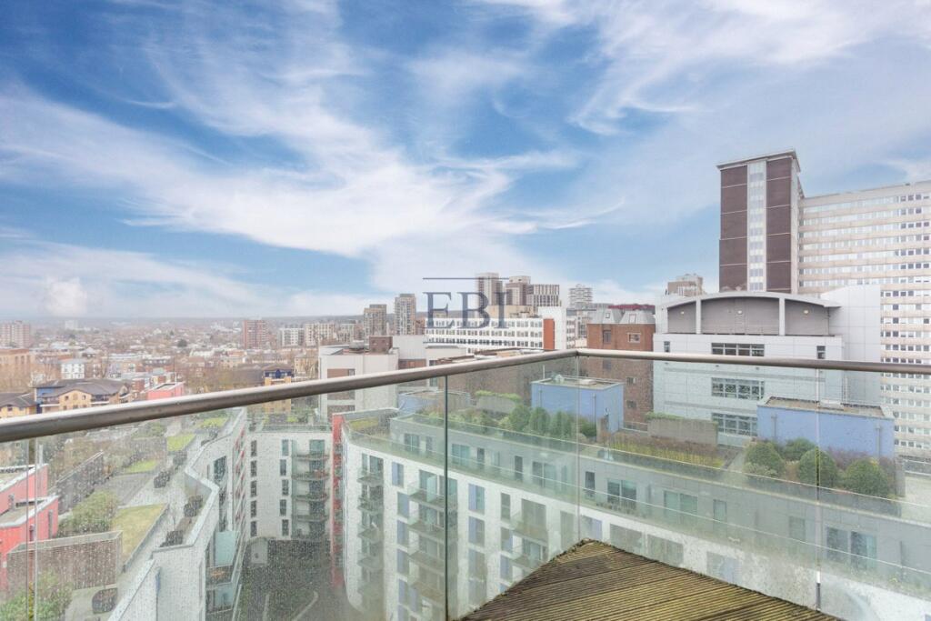 Apartment in Croydon - View 3