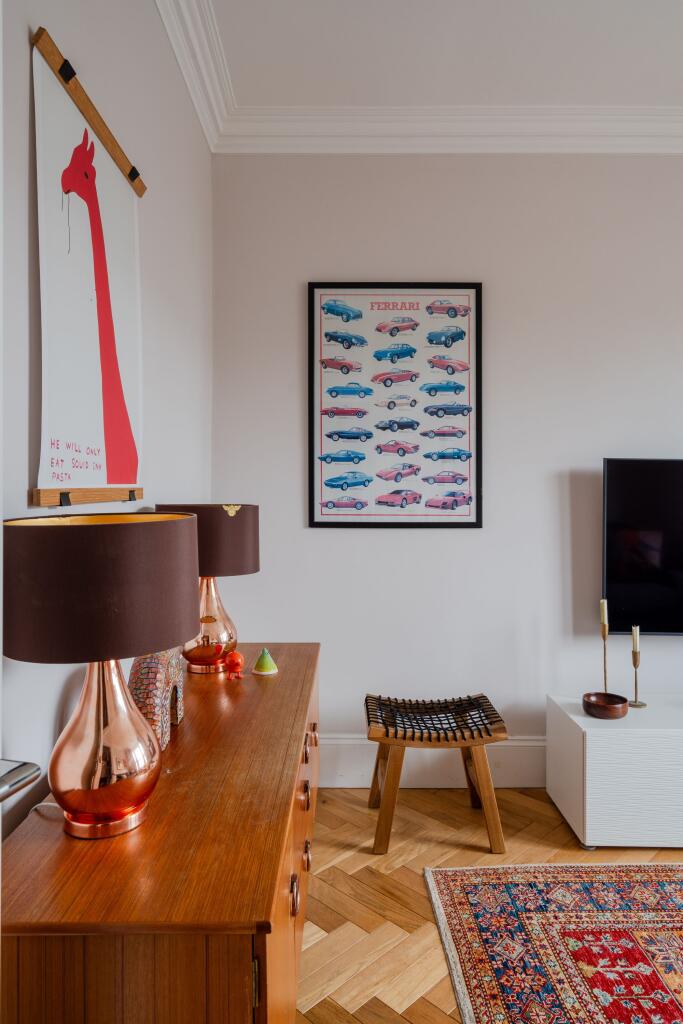 Apartment in London - More
