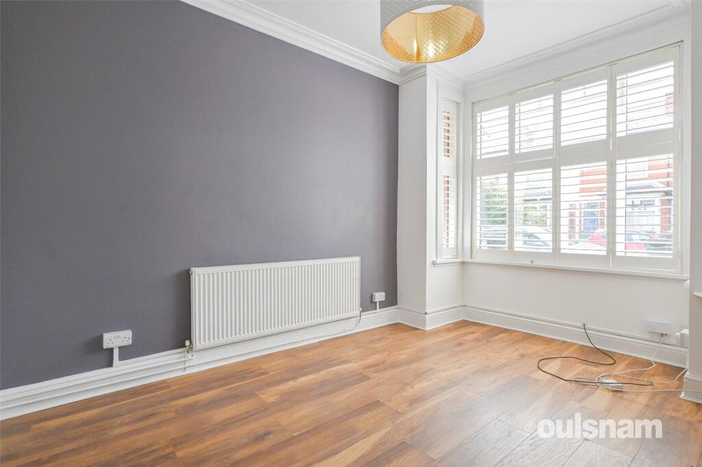 House in Sandwell, West Midlands - More