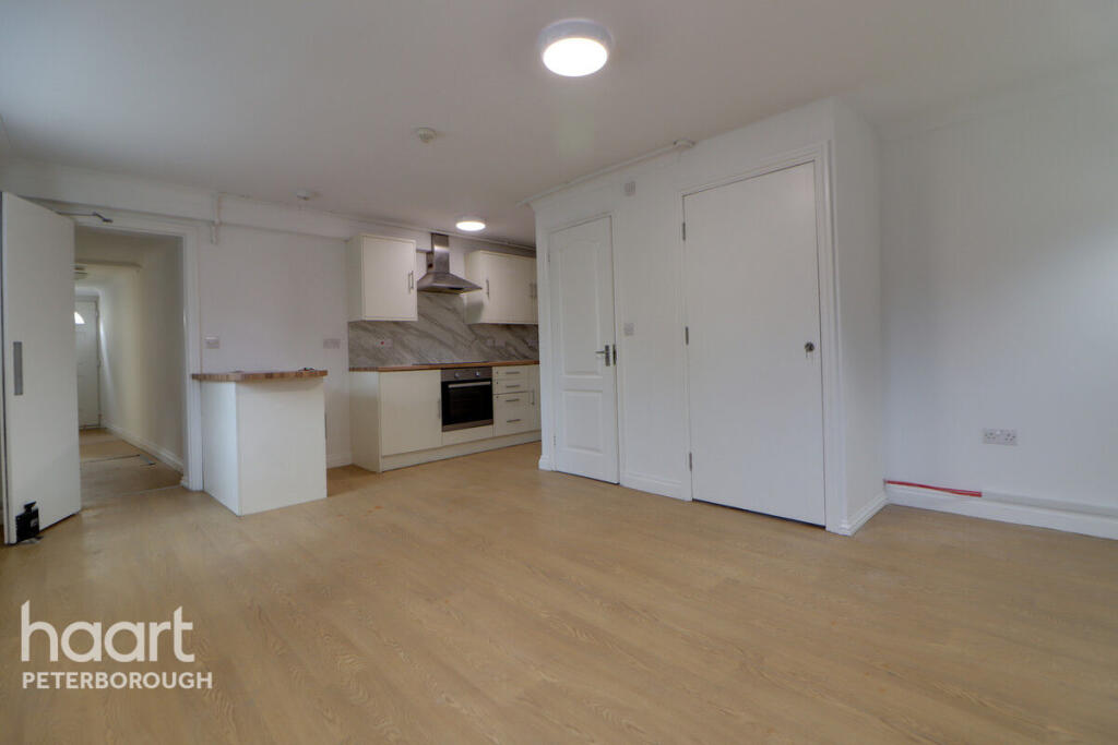 Apartment in Peterborough - View 2