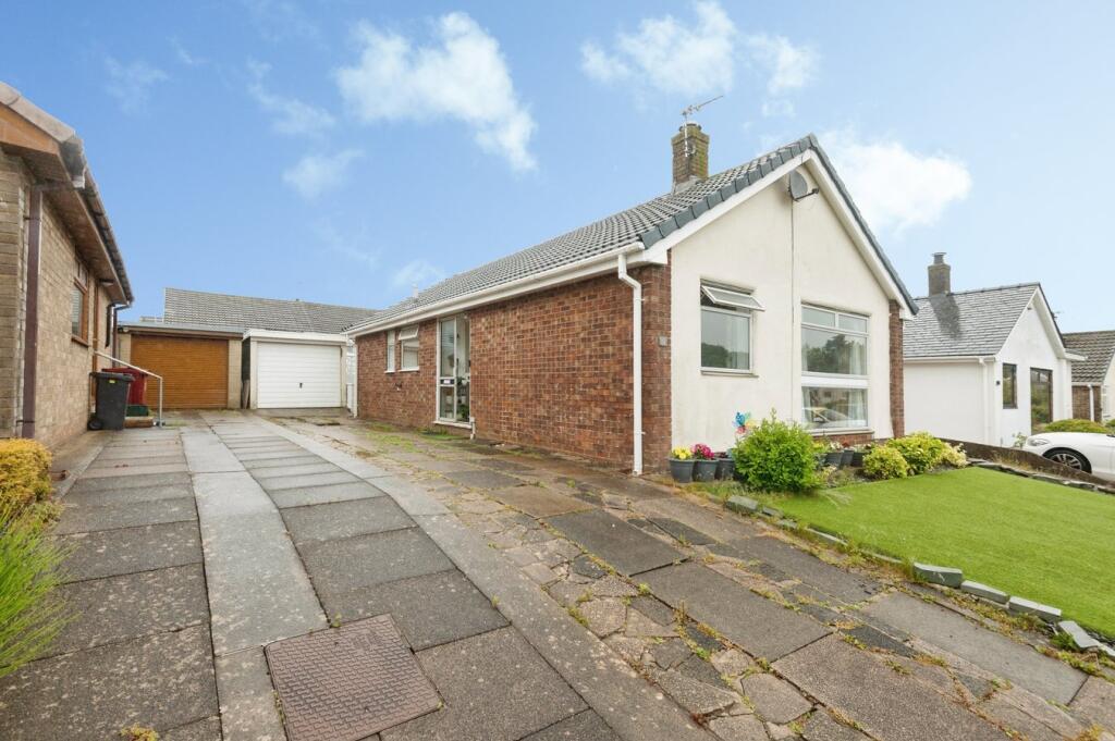 3-bed detached on Skelwith Drive, Barrow-in-Furness, LA14, £300,000