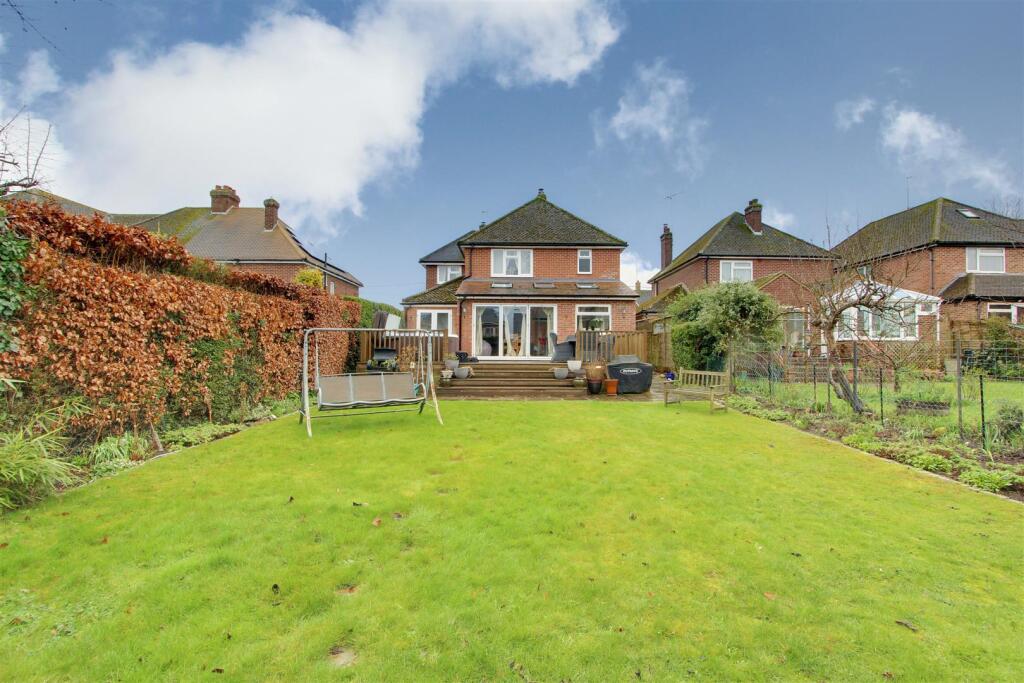 Main image of property: Church Road, Pitstone, Buckingahamshire