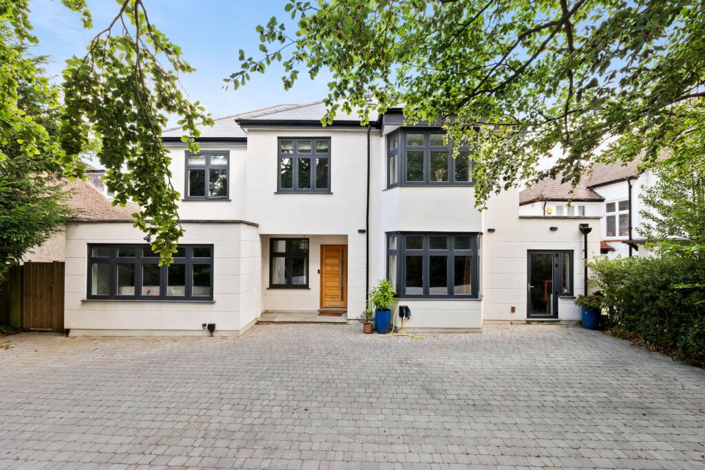 House in London - View 5