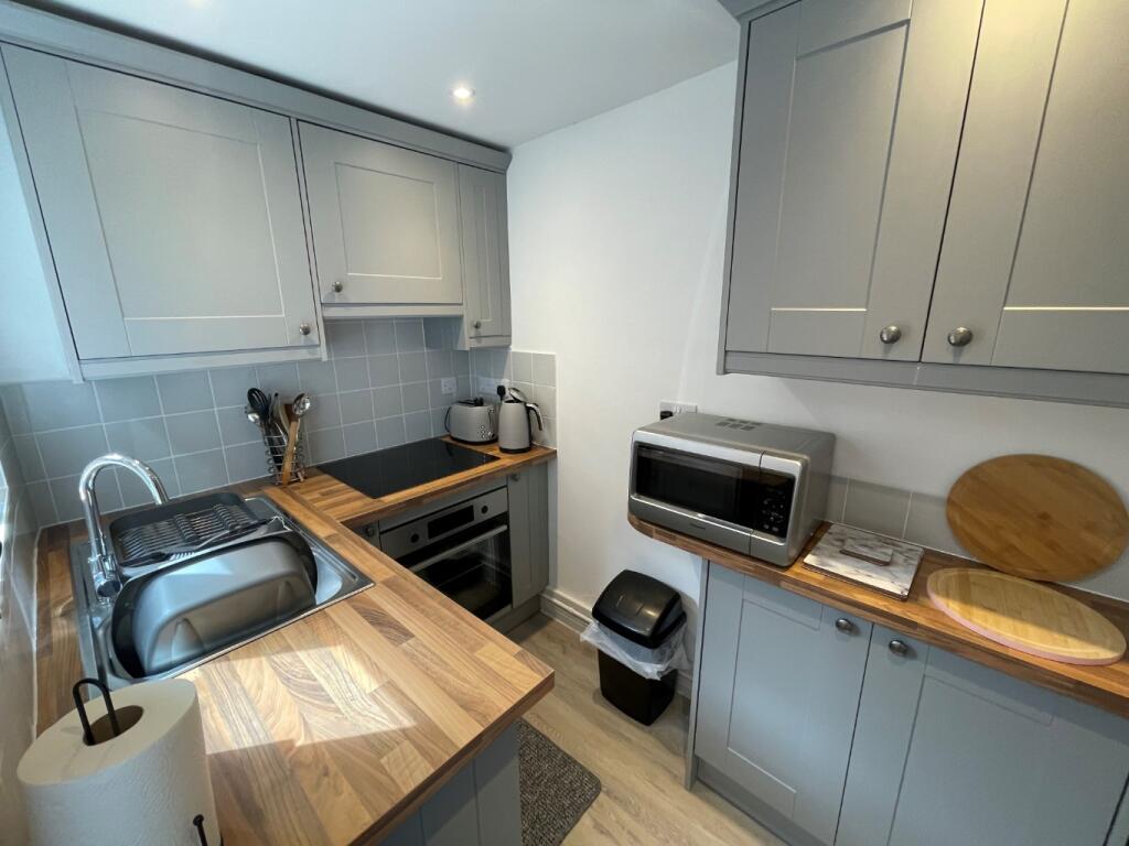 House in Worcester, Bull Ring, St John's - View 3