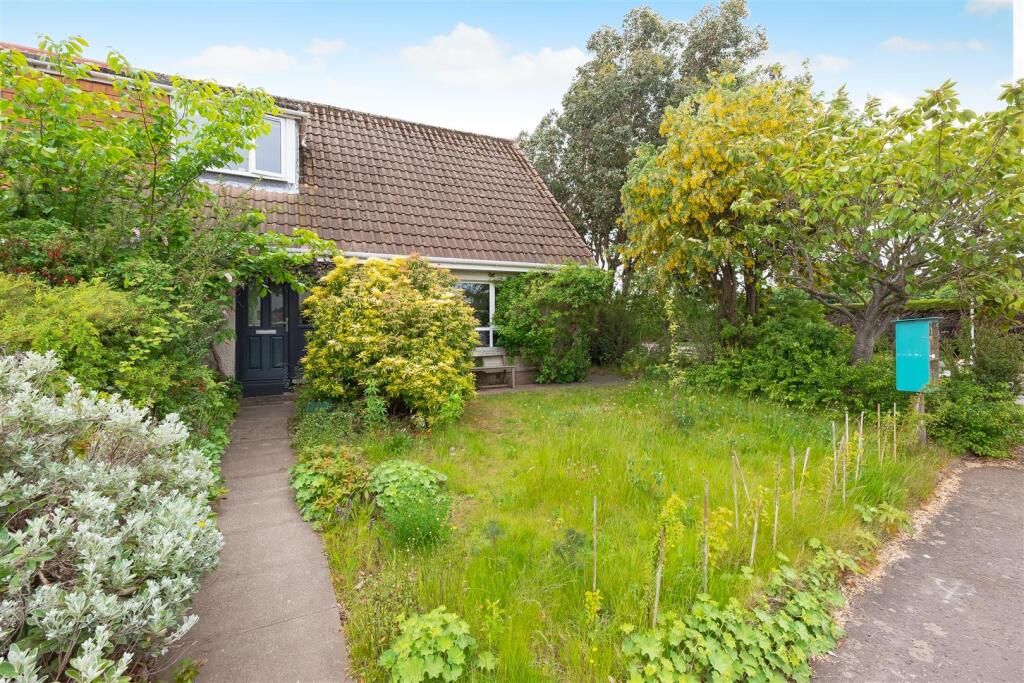 Main image of property: 3, Learmonth Place, St. Andrews
