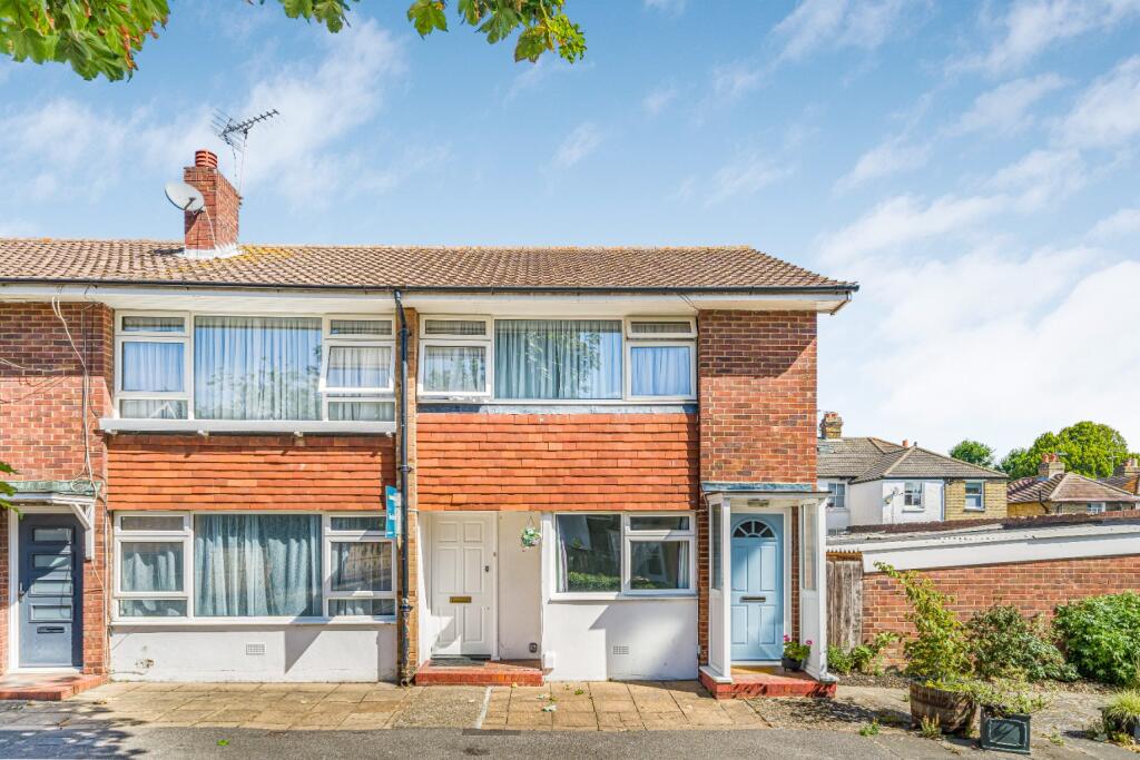 Main image of property: Cliveden Place, Shepperton, Surrey, TW17