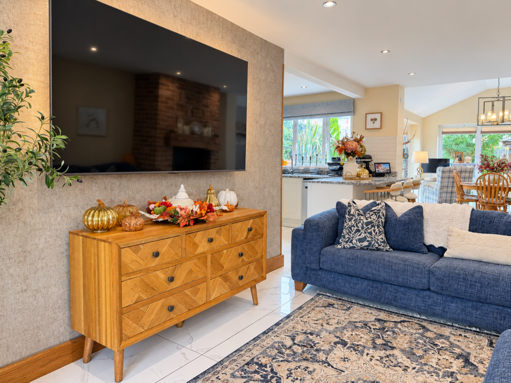House in Swansea - More