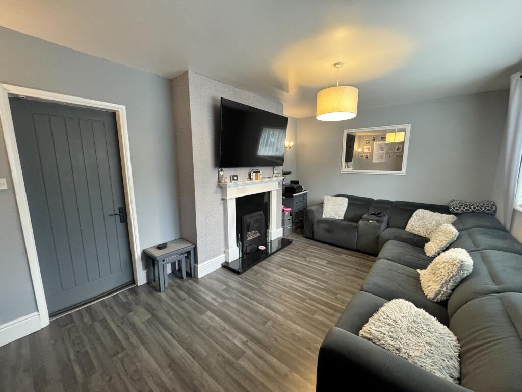 Henley Place, Burnage photo 3
