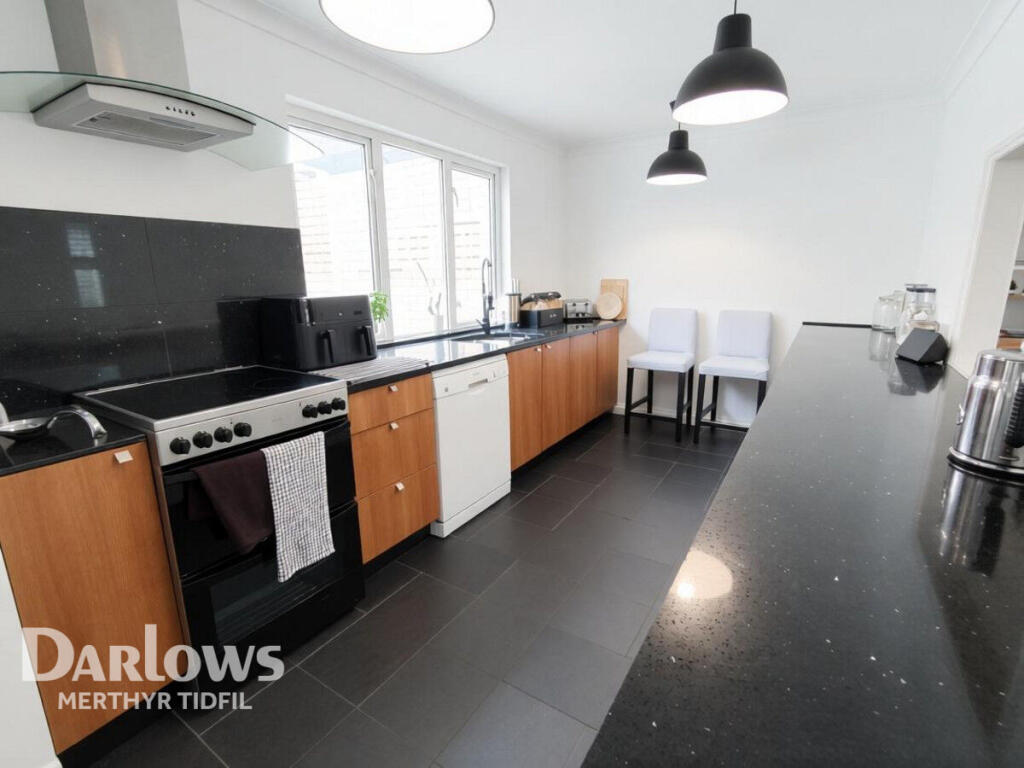Hawthorn Hill, Merthyr Tydfil photo 3