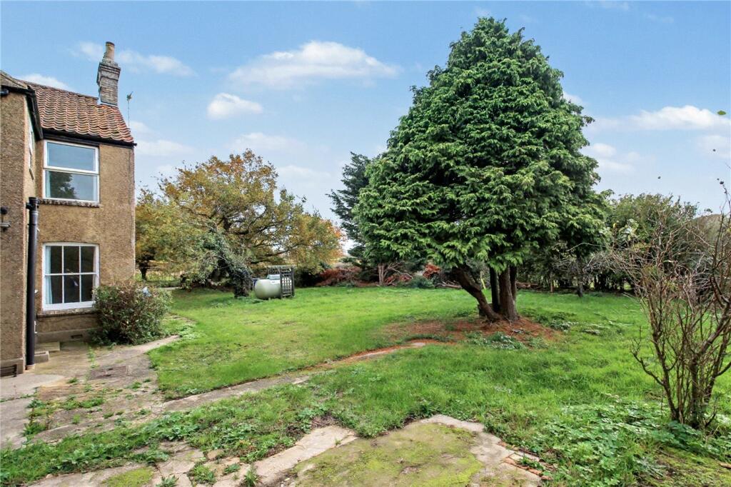 Flixton Road, Flixton, Lowestoft, Suffolk, NR32 photo 3
