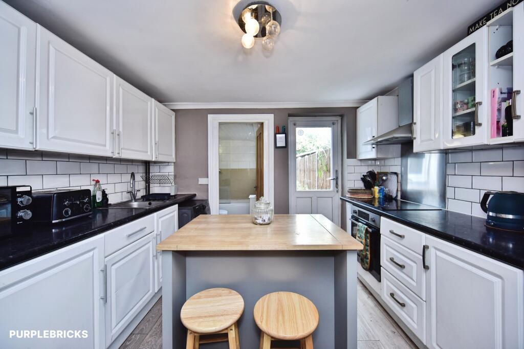 House in Rochester - View 4