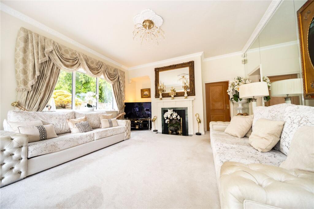 Warden Law Lane, Silksworth, Tyne & Wear, SR3 photo 2