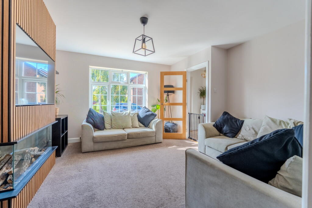 Wannock Close, Carlton Colville, Lowestoft, NR33 8DW photo 4