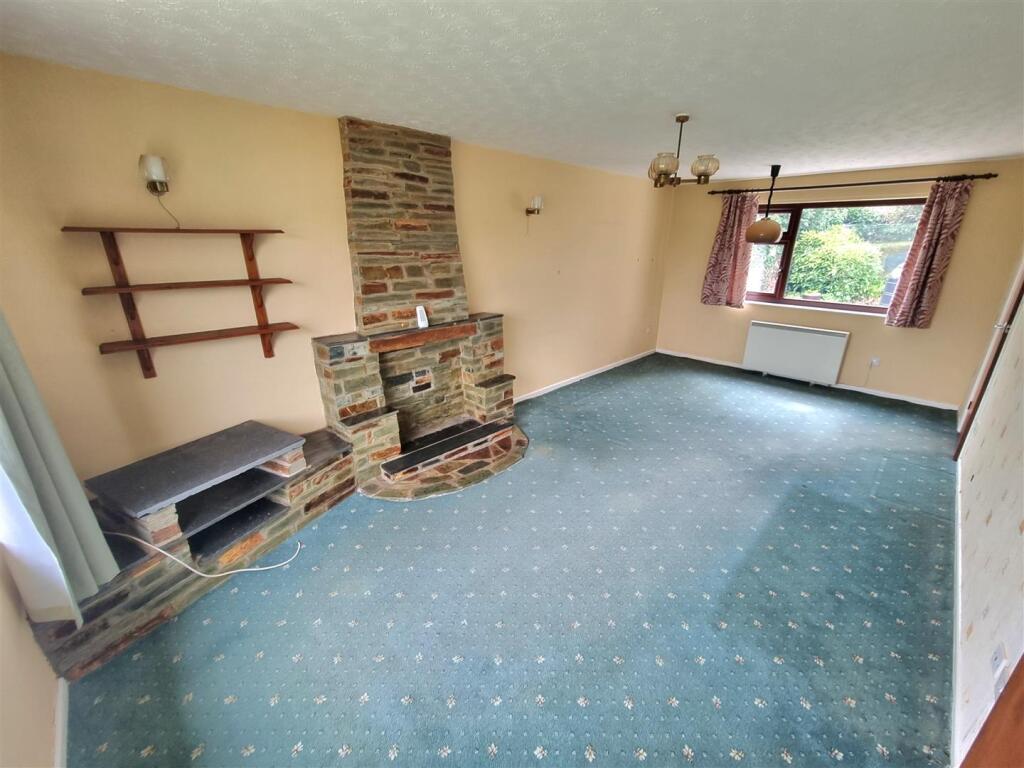 House in Plymouth, Lawhitton Rural - View 4
