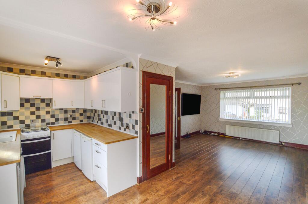 62 Prestonfield Avenue, Kilwinning, KA13 6TT photo 3