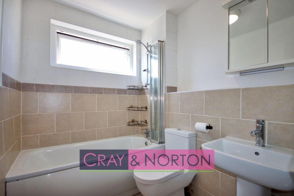 Apartment in Croydon - View 5