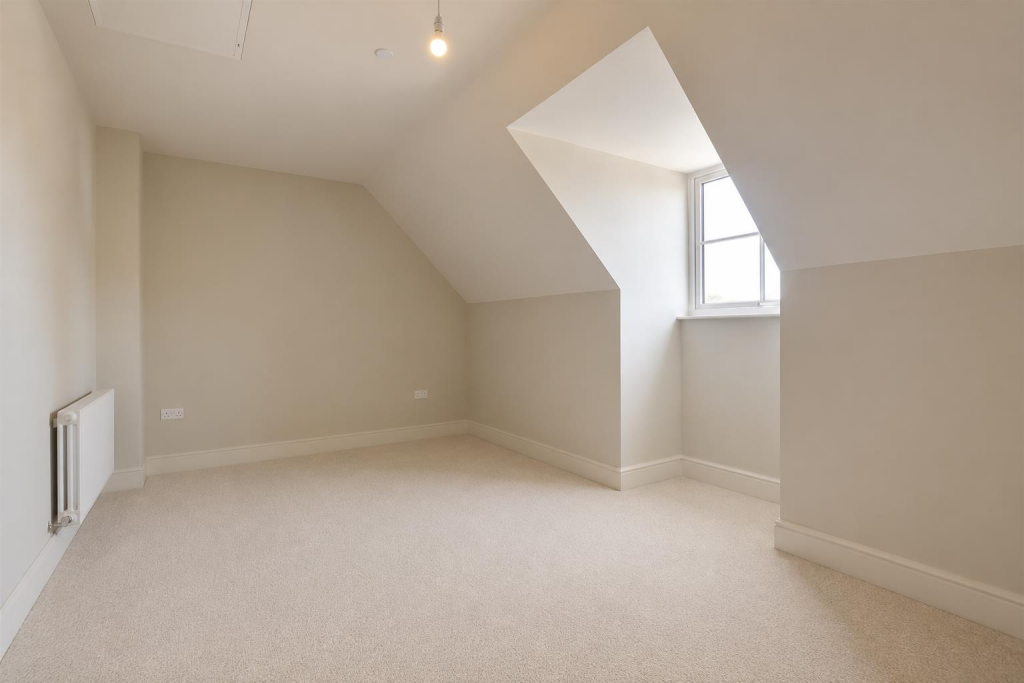 Apartment in Portsmouth - View 5