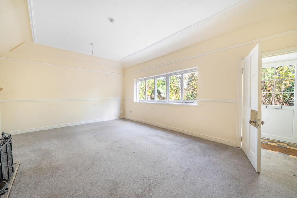 Cainscross Road, Stroud, GL5 photo 3