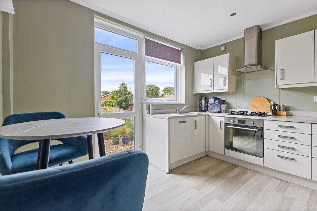 House in Wakefield, Darrington - More