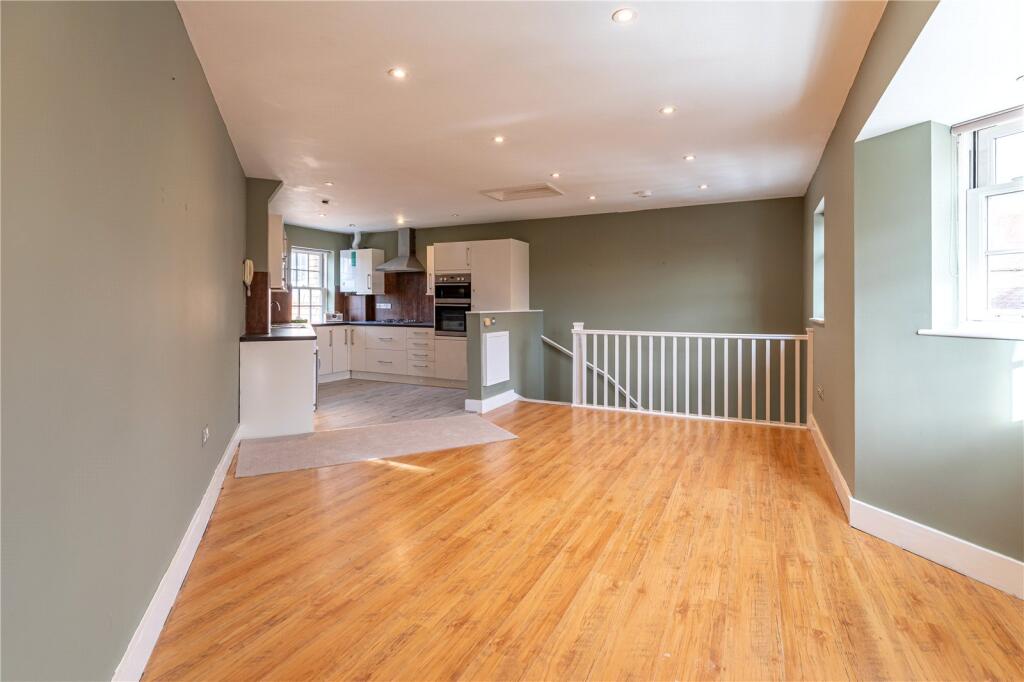 New Road, Marlborough, Wiltshire, SN8 photo 2