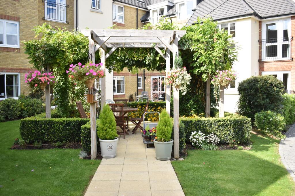Main image of property: Kingston Avenue, Leatherhead, KT22