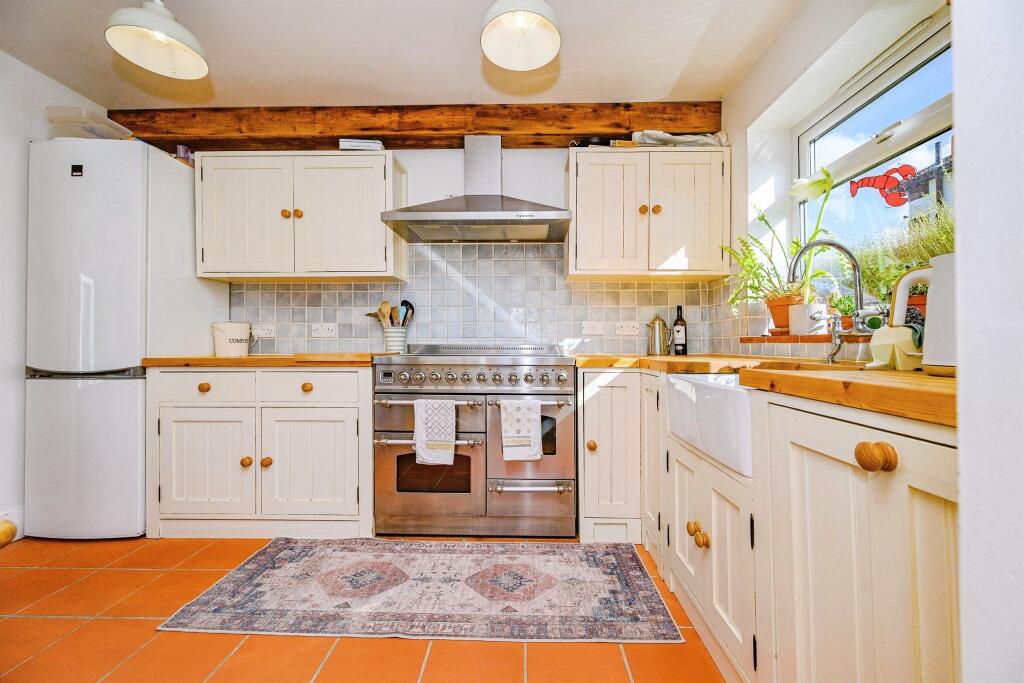 Additional image 2 of Watling Street, Park Street, St. Albans