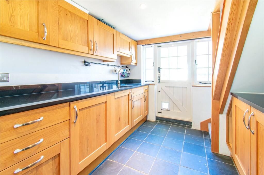 House in Reading - View 4