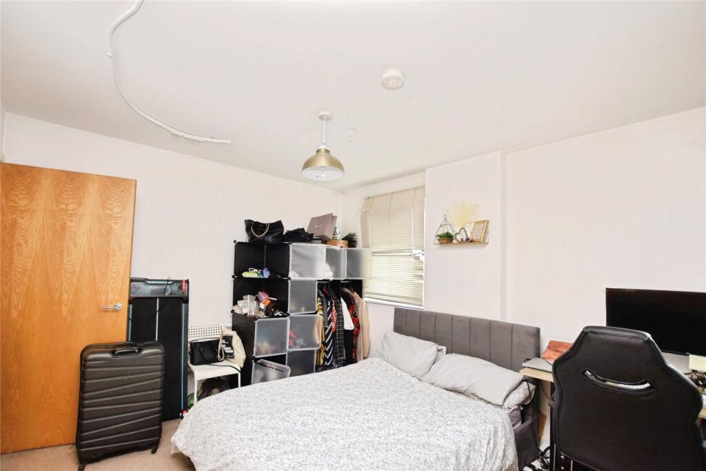 De Grey Road, Colchester, Essex photo 5