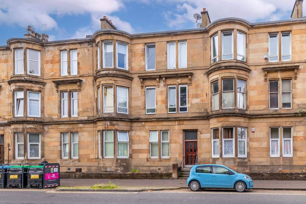 2-bed flat on Paisley Road West, Glasgow, £170,000