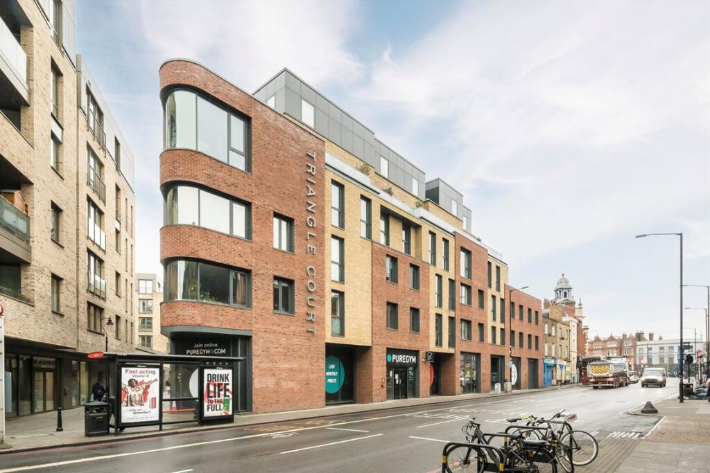 Apartment in London - View 5