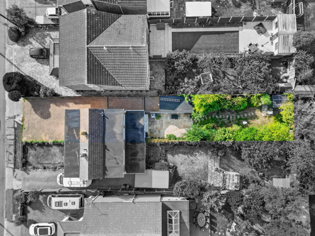 House in Castle Point, South Benfleet - View 5