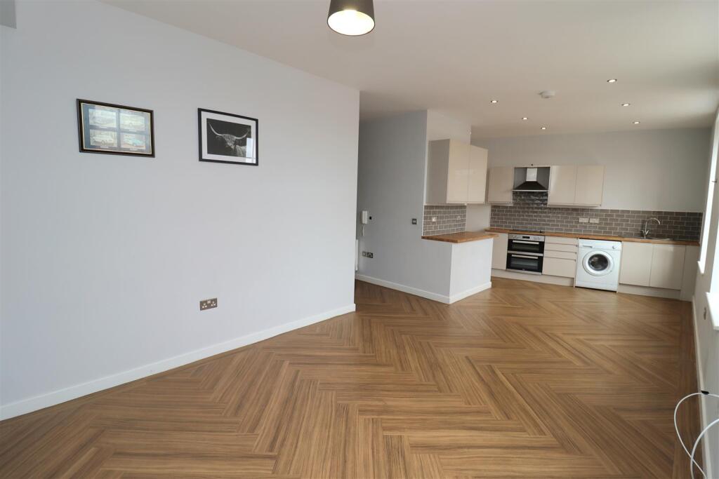 Apartment in York - View 4