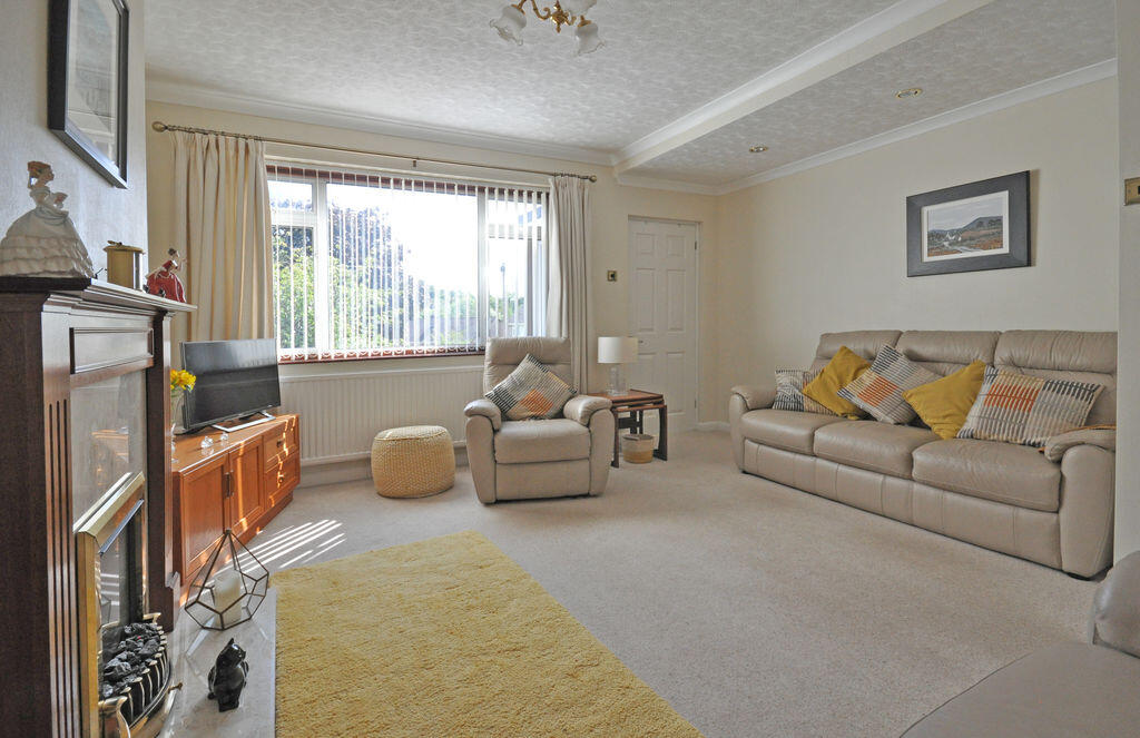House in Newport - More
