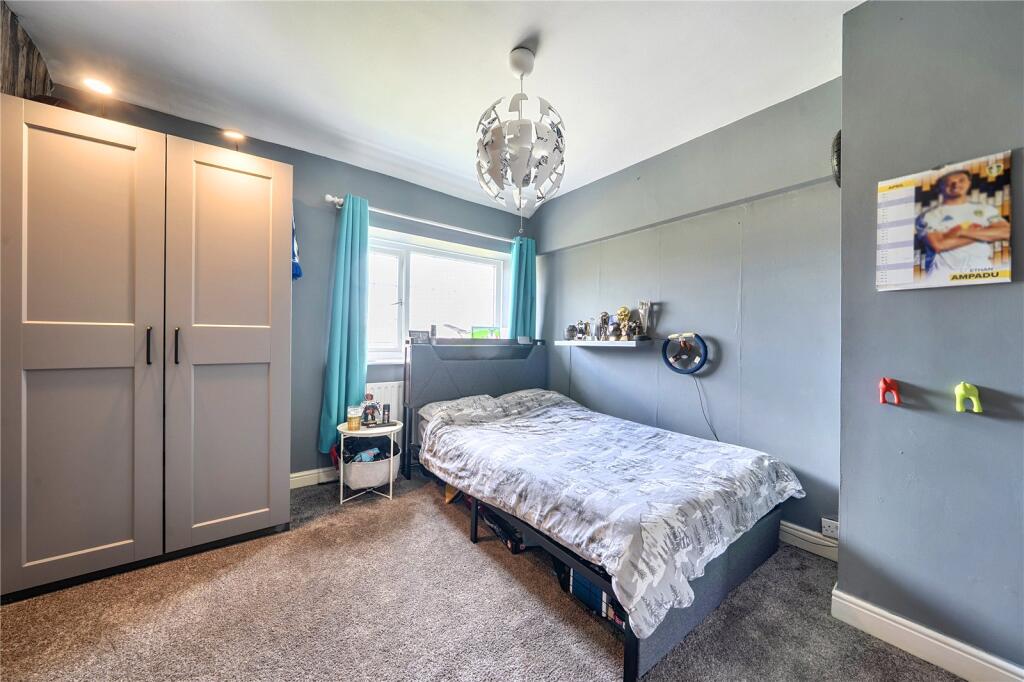 House in Leeds, West Yorkshire - View 5
