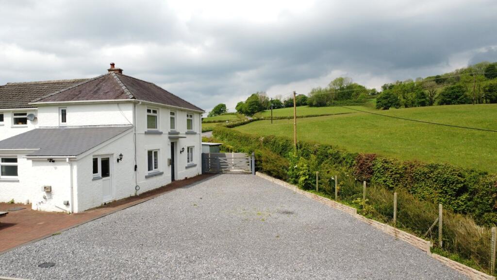 Main image of property:  Pontantwn, Kidwelly, SA17