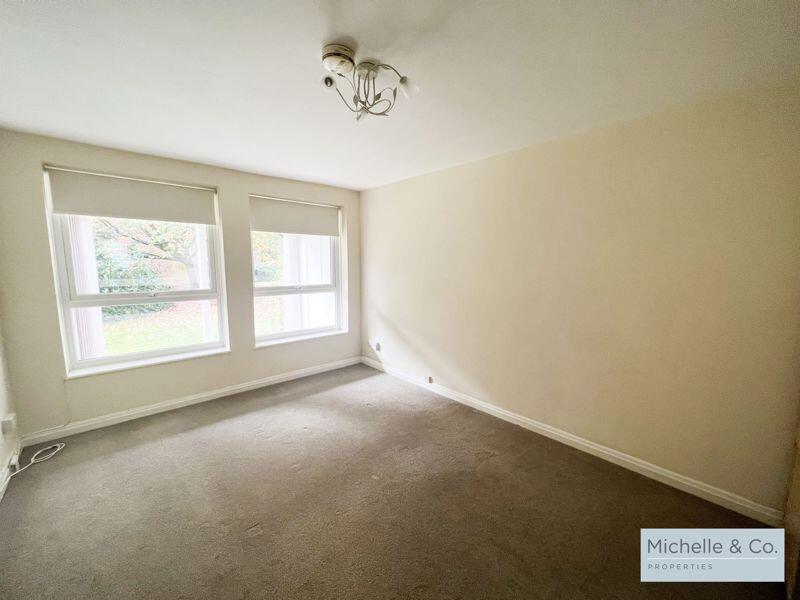Apartment in Birmingham, West Midlands - View 4