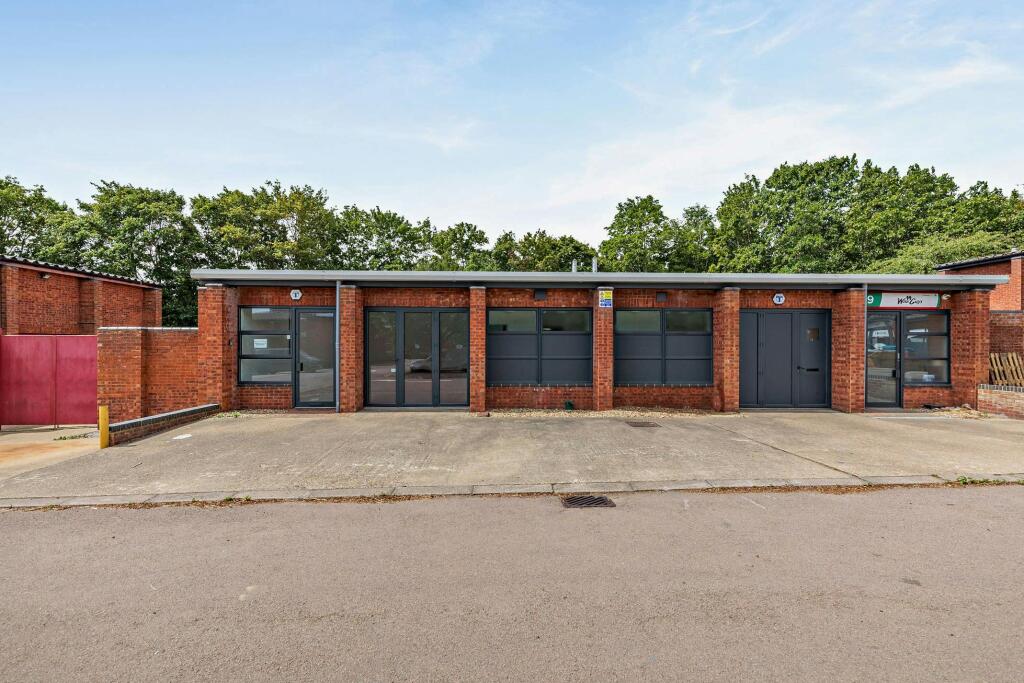 8693984-exterior04-800.jpg