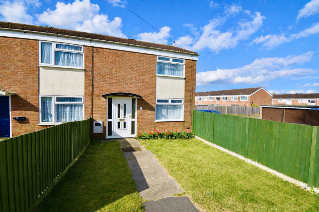 Main image of property: Arnull Crescent, Daventry, Northamptonshire NN11 9DZ 