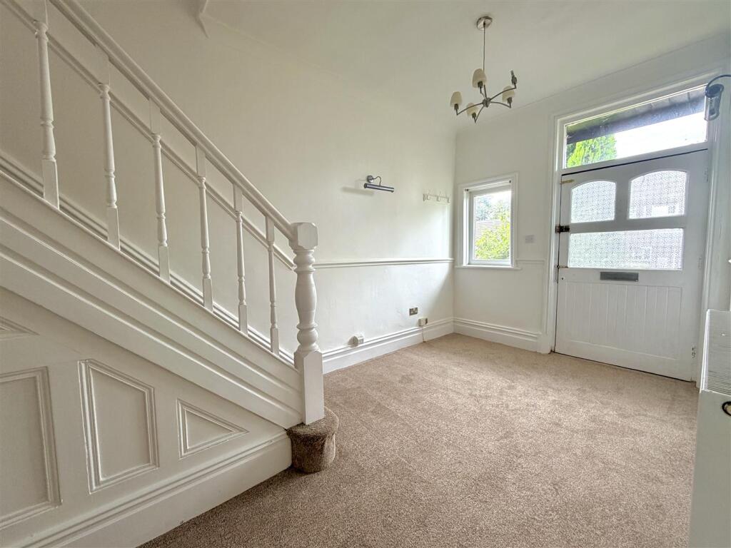 House in Trafford, Broadheath - View 5