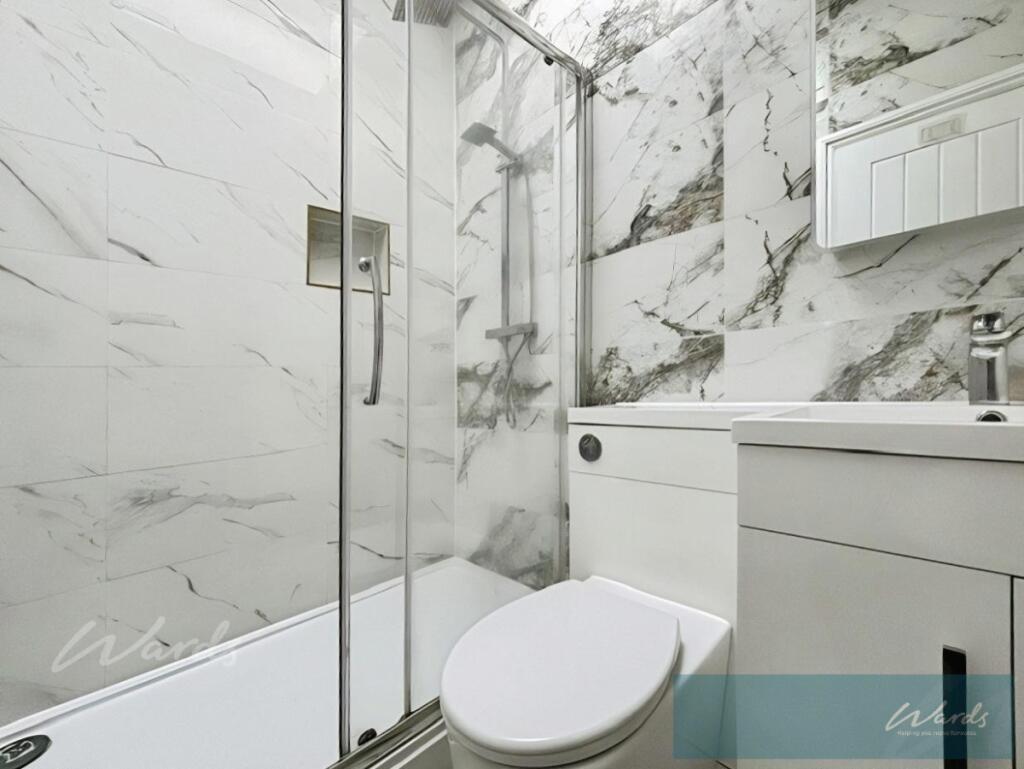 Apartment in Canterbury - View 3