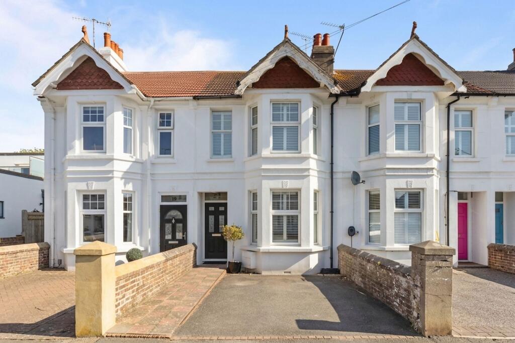 Main image of property: Manor Road, East Preston, BN16