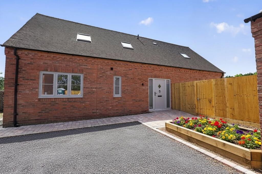 3-bed detached on Croft Cottage, High Close Farm Black Hill Stratford-Upon-Avon CV37, £875,000