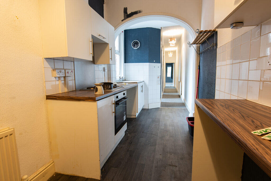 Apartment in Walsall - More